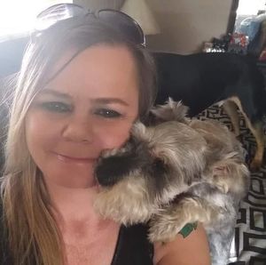 Meet your Posher, Dana